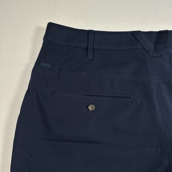 5.11 Tactical Pacific Navy Blue Dredger 7" Hybrid Performance Shorts Men's Sz 34 - Picture 6 of 8